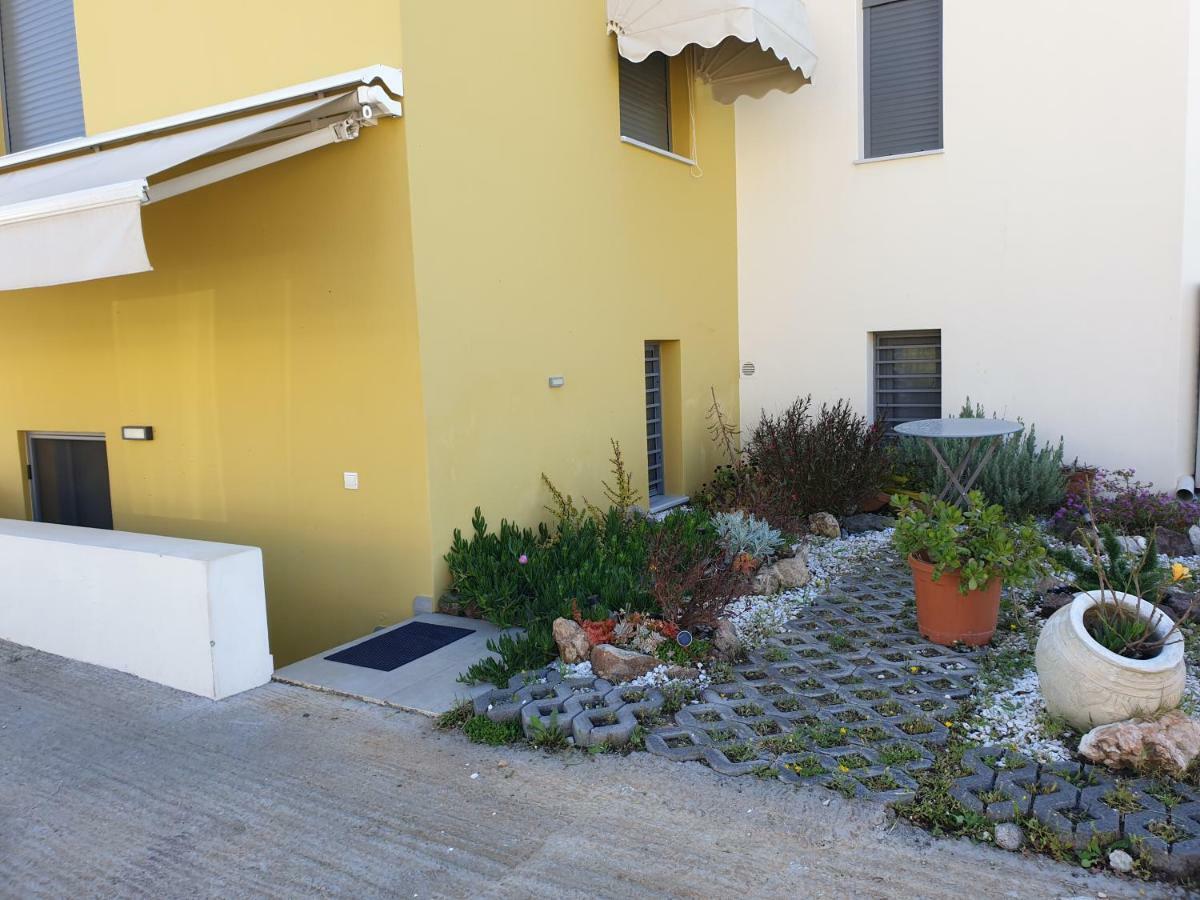 Aegina Bed & Culture Apartment Bagian luar foto