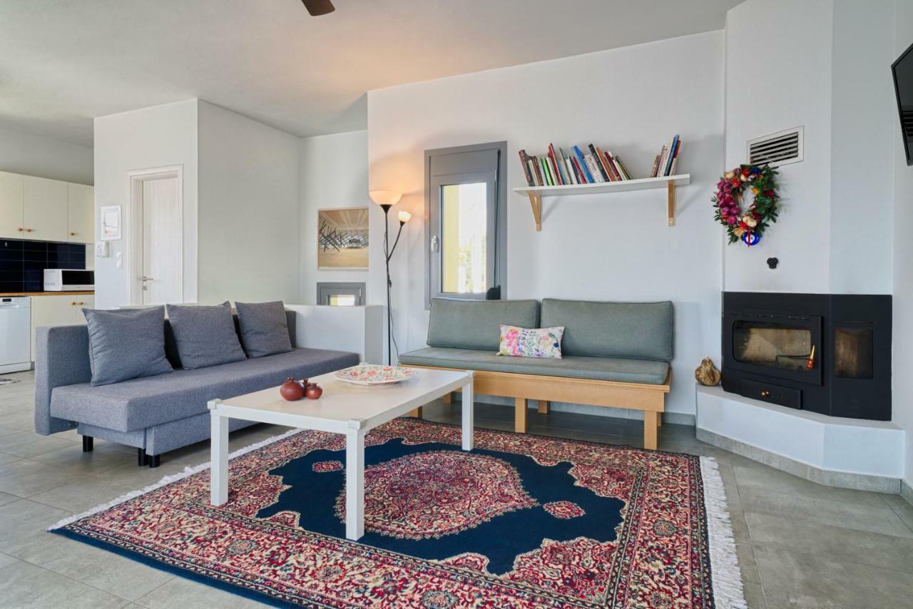 Aegina Bed & Culture Apartment Bagian luar foto