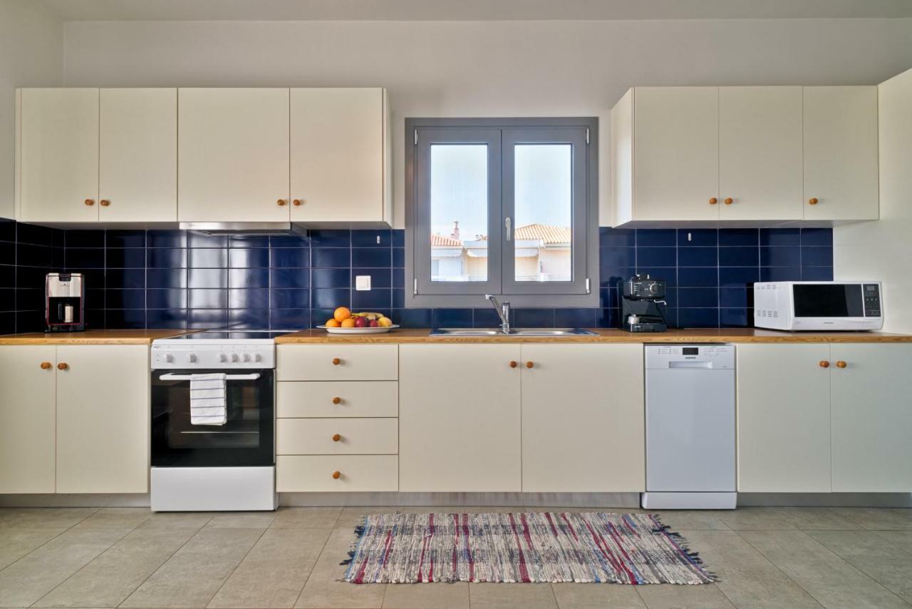 Aegina Bed & Culture Apartment Bagian luar foto